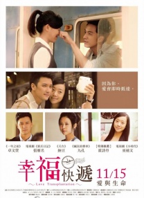 女人趴下脱了内裤光着屁股喷白